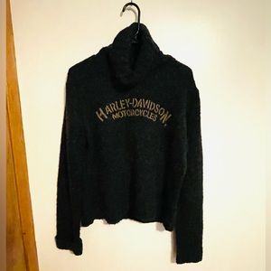 Harley Davidson sweater xL but could fit as a M